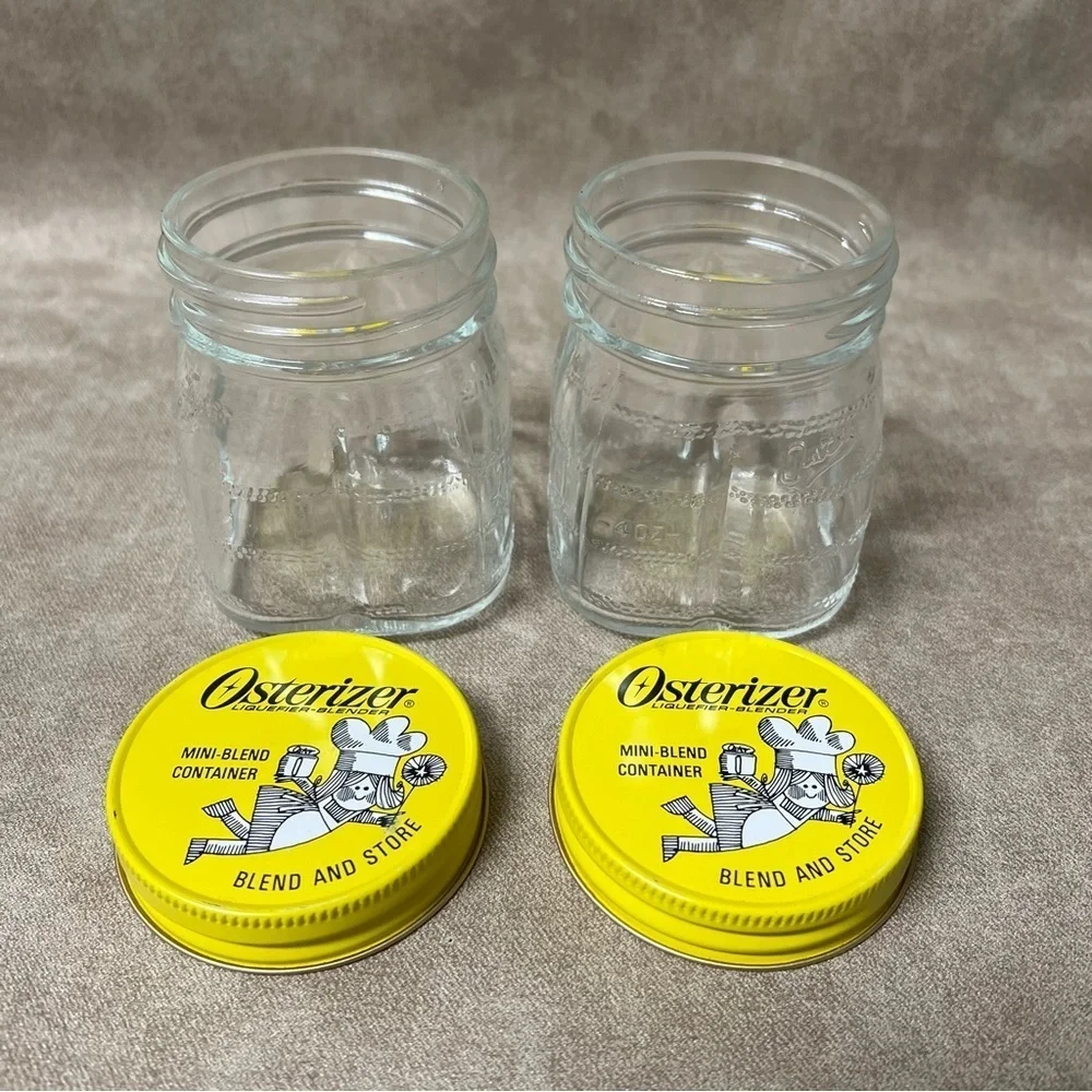 Set of (2) Osterizer Blend and Store Mini-Blend Containers Jars 8 oz